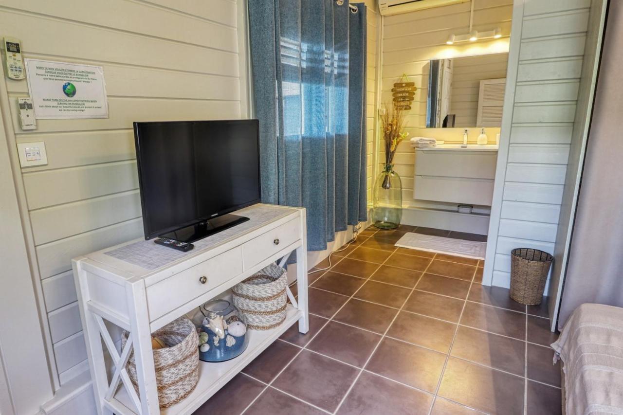 Bungalow Proche Plage 상트루스 외부 사진